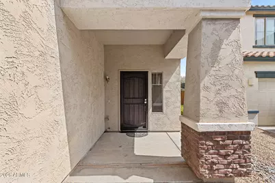 17401 W Holland Lane, Surprise, AZ 85388 - Photo 7