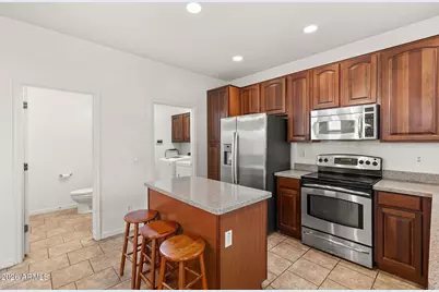17401 W Holland Lane, Surprise, AZ 85388 - Photo 17