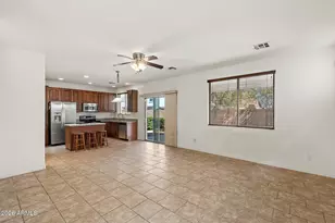 17401 W Holland Ln, Surprise, AZ 85388 - Photo 23