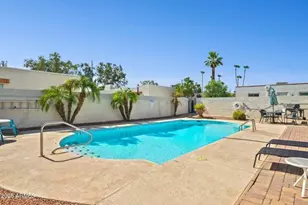 8046 E Oak St, Scottsdale, AZ 85257 - Photo 3