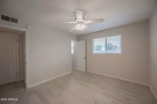 6637 E Wilshire Dr, Scottsdale, AZ 85257 - Photo 11