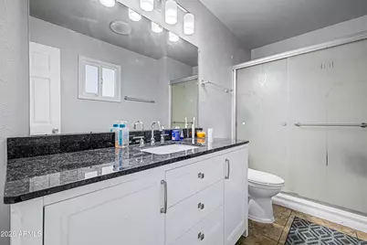 6736 W Vermont Avenue, Glendale, AZ 85303 - Photo 11