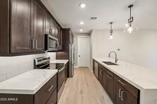 2121 W Sonoran Desert Dr, Phoenix, AZ 85085 - Photo 7