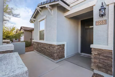 19080 N Silver Dog Way, Maricopa, AZ 85138 - Photo 9