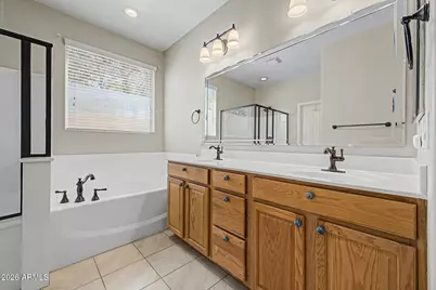 3025 W T Ryan Lane, Phoenix, AZ 85041 - Photo 13