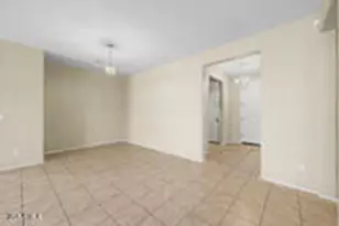 3025 W T Ryan Ln, Phoenix, AZ 85041 - Photo 9