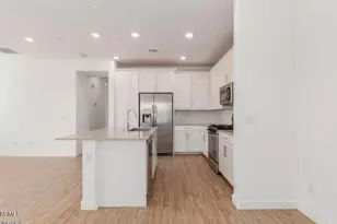 4077 S Sabrina Dr, Chandler, AZ 85248 - Photo 5