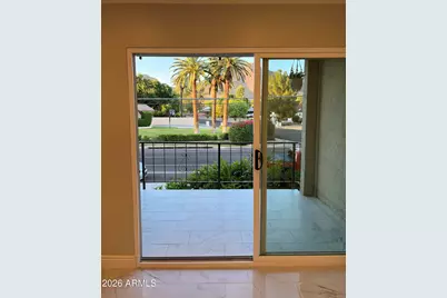 4727 E Lafayette Boulevard #204, Phoenix, AZ 85018 - Photo 11