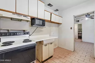 13607 N 21st Pl, Phoenix, AZ 85029 - Photo 23