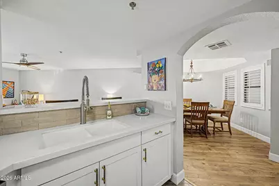 5104 N 32nd Street #123, Phoenix, AZ 85018 - Photo 11