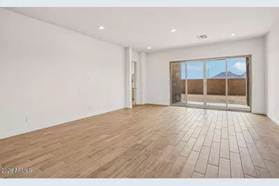 7912 W Desert Spoon Drive, Peoria, AZ 85383 - Photo 5