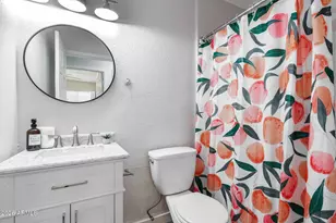 21 E Alameda Dr, Tempe, AZ 85282 - Photo 17