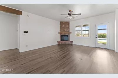 21015 W White Feather Lane, Wittmann, AZ 85361 - Photo 15