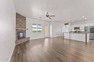 21015 W White Feather Ln, Wittmann, AZ 85361 - Photo 23