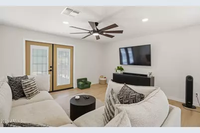 4234 E Winnetka Drive, Phoenix, AZ 85044 - Photo 13