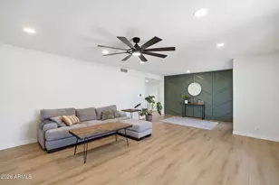 4234 E Winnetka Dr, Phoenix, AZ 85044 - Photo 9