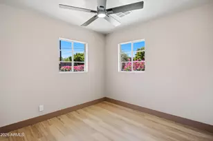 2201 E Campbell Ave, Phoenix, AZ 85016 - Photo 9