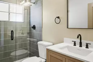 2201 E Campbell Ave, Phoenix, AZ 85016 - Photo 13