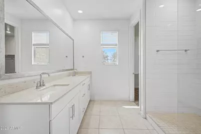 939 E Danbury Drive, Phoenix, AZ 85022 - Photo 19