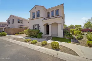 939 E Danbury Dr, Phoenix, AZ 85022 - Photo 5