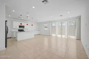 939 E Danbury Dr, Phoenix, AZ 85022 - Photo 7
