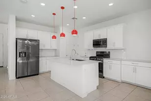 939 E Danbury Dr, Phoenix, AZ 85022 - Photo 15