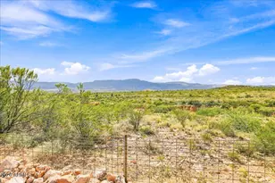 742 S Rainbow Ridge Dr S, Cornville, AZ 86325 - Photo 23