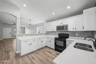 4868 E Meadow Mist Ln, San Tan Valley, AZ 85140 - Photo 11