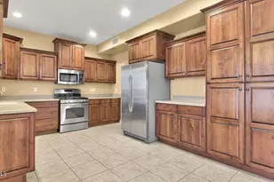 4670 W Binner Dr, Chandler, AZ 85226 - Photo 7