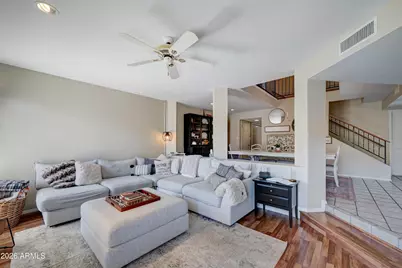 2511 E Shaw Butte Drive, Phoenix, AZ 85028 - Photo 7