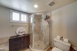 2511 E Shaw Butte Dr, Phoenix, AZ 85028 - Photo 31