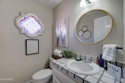 2511 E Shaw Butte Drive, Phoenix, AZ 85028 - Photo 23