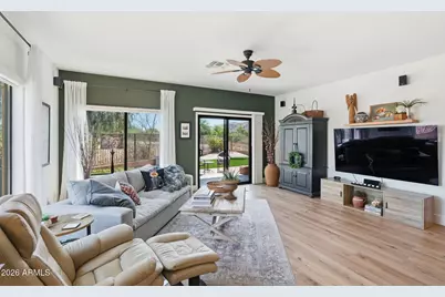 7235 S Golfside Lane, Phoenix, AZ 85042 - Photo 15