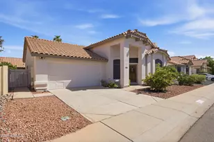 10730 W Flower St, Avondale, AZ 85392 - Photo 5