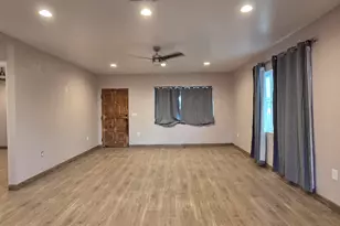 119 E Hill Dr E, Avondale, AZ 85323 - Photo 15