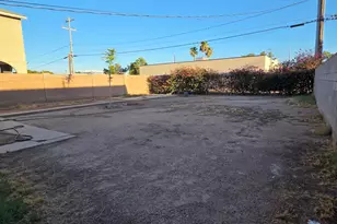 119 E Hill Dr E, Avondale, AZ 85323 - Photo 11