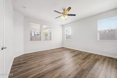 10001 E Wavelength Avenue, Mesa, AZ 85212 - Photo 11