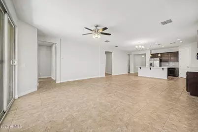 10001 E Wavelength Avenue, Mesa, AZ 85212 - Photo 5