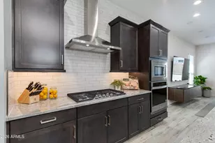 5126 E Village Dr, Scottsdale, AZ 85254 - Photo 11