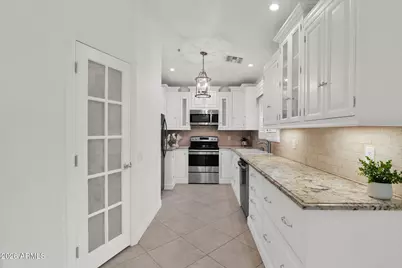 8300 E Via De Ventura -- #2015, Scottsdale, AZ 85258 - Photo 3