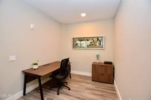 5250 E Deer Valley Dr, Phoenix, AZ 85054 - Photo 21