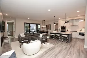 5250 E Deer Valley Dr, Phoenix, AZ 85054 - Photo 5