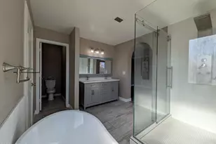 7279 W Wethersfield Rd, Peoria, AZ 85381 - Photo 21