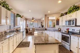 26272 N 73rd Dr, Peoria, AZ 85383 - Photo 11