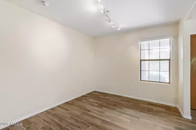 3826 W Park View Lane, Glendale, AZ 85310 - Photo 15
