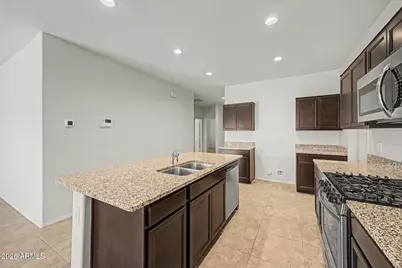 31021 W Columbus Avenue, Buckeye, AZ 85396 - Photo 9