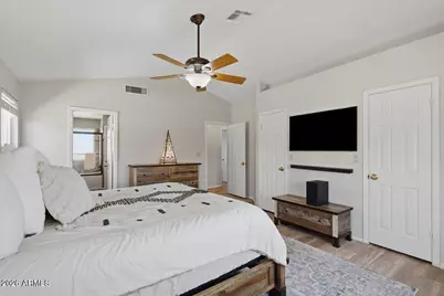 19429 N 35th Place, Phoenix, AZ 85050 - Photo 31
