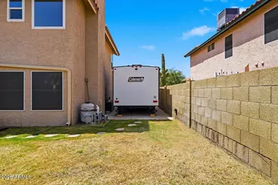 19429 N 35th Place, Phoenix, AZ 85050 - Photo 43