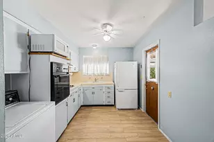 11025 W Florida Ave, Sun City, AZ 85351 - Photo 5