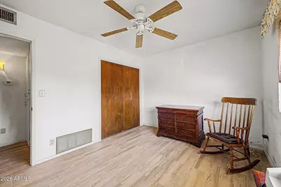 11025 W Florida Avenue, Sun City, AZ 85351 - Photo 9